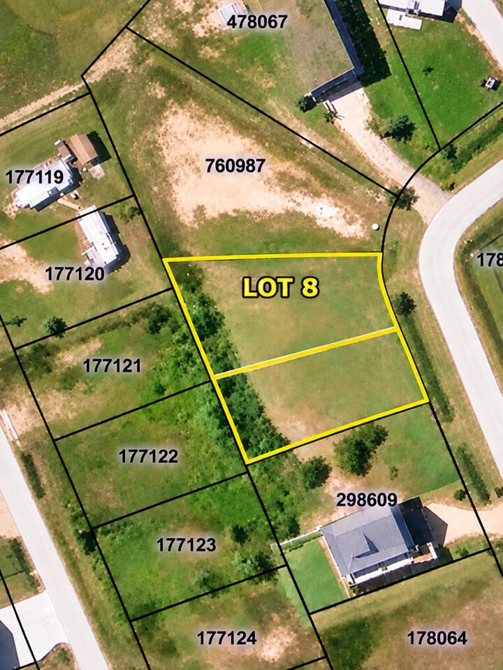 Property Photo:  Lot 8 Rollover Circle  TX 77617 