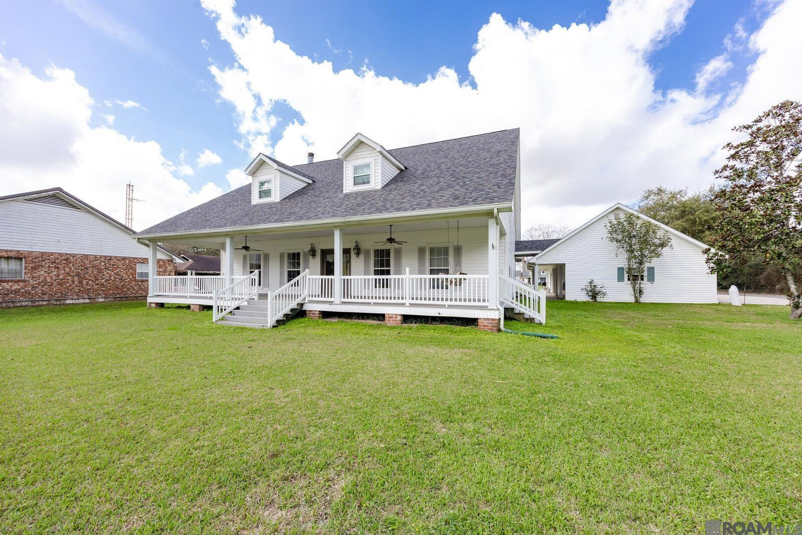 Property Photo:  1205 La Highway 1  LA 70346 