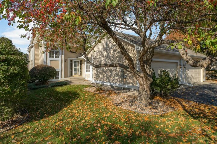 Property Photo:  808 Winterberry Drive  MN 55125 