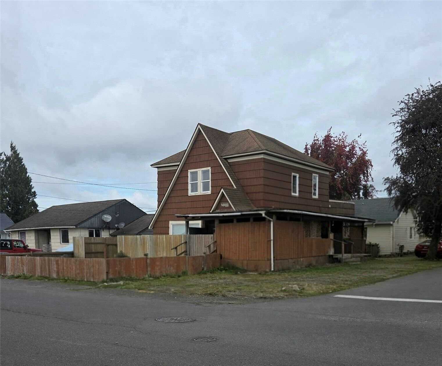 Property Photo: 1400 W 1st WA 98520