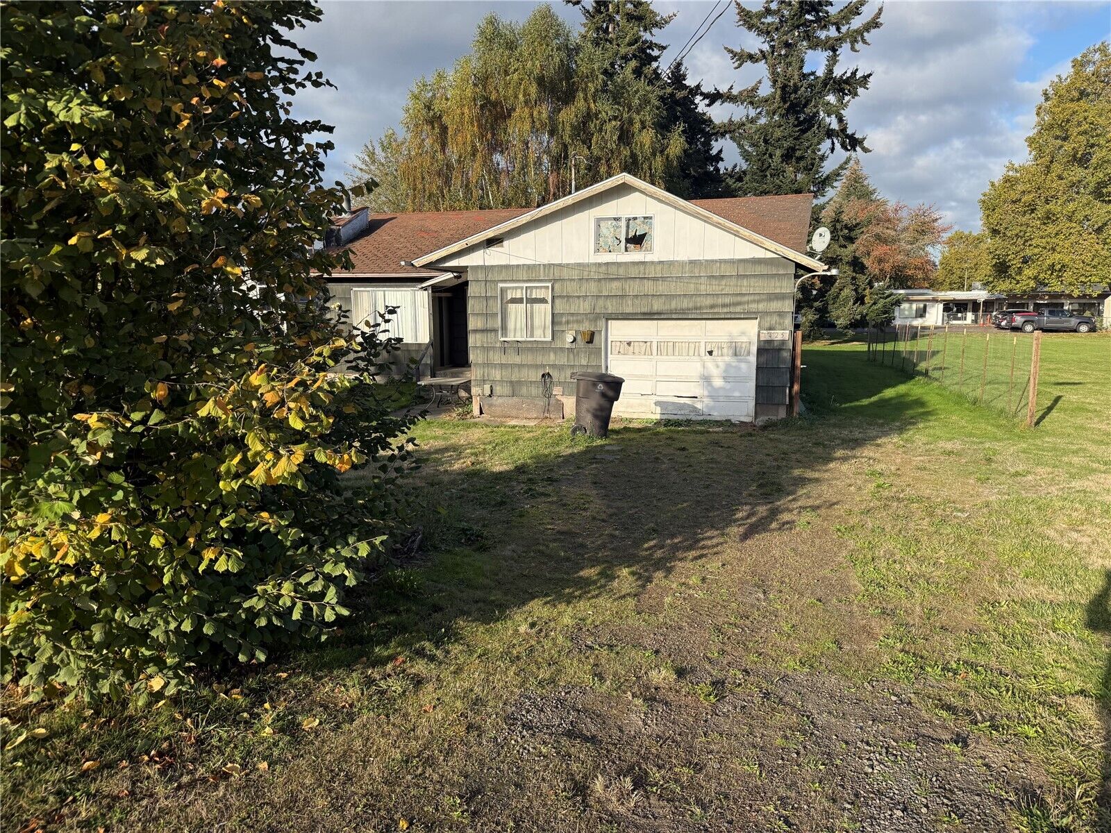 Property Photo: 1425 River Road WA 98632