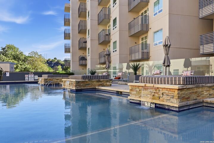Property Photo: 17902 La Cantera Pkwy Unit 506 TX 78257