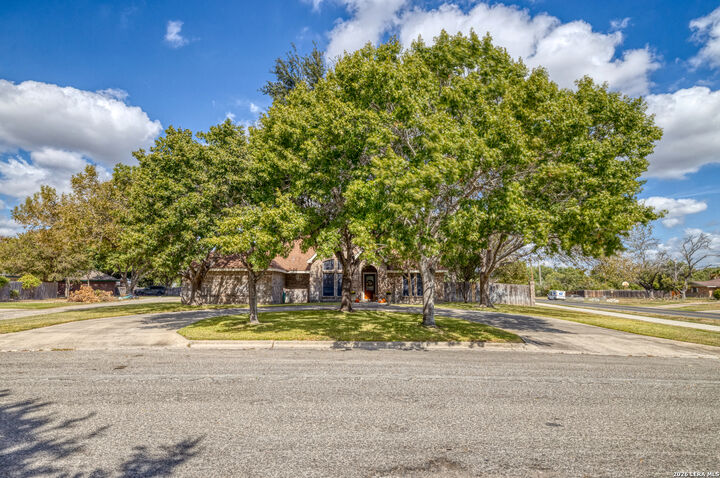 Property Photo: 2130 Hackberry Dr TX 78801