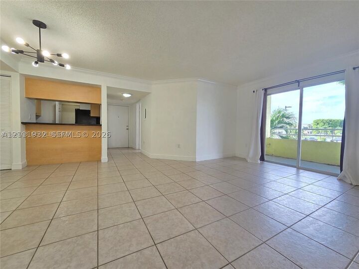 Property Photo: 10765 SW 108th Ave 201 FL 33176