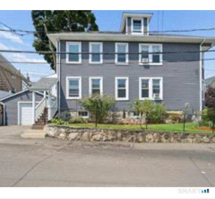 Property Photo: 72 West Broad Street 1 CT 06902