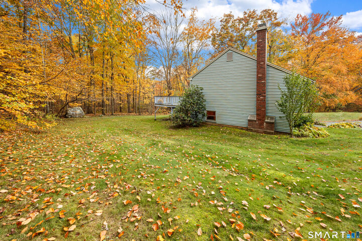 Property Photo: 40 Valley View Court 40 CT 06518