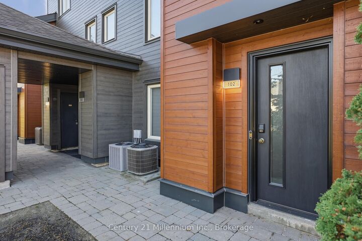 Property Photo:  110 Fairway Court 102  ON L9Y 0P8 