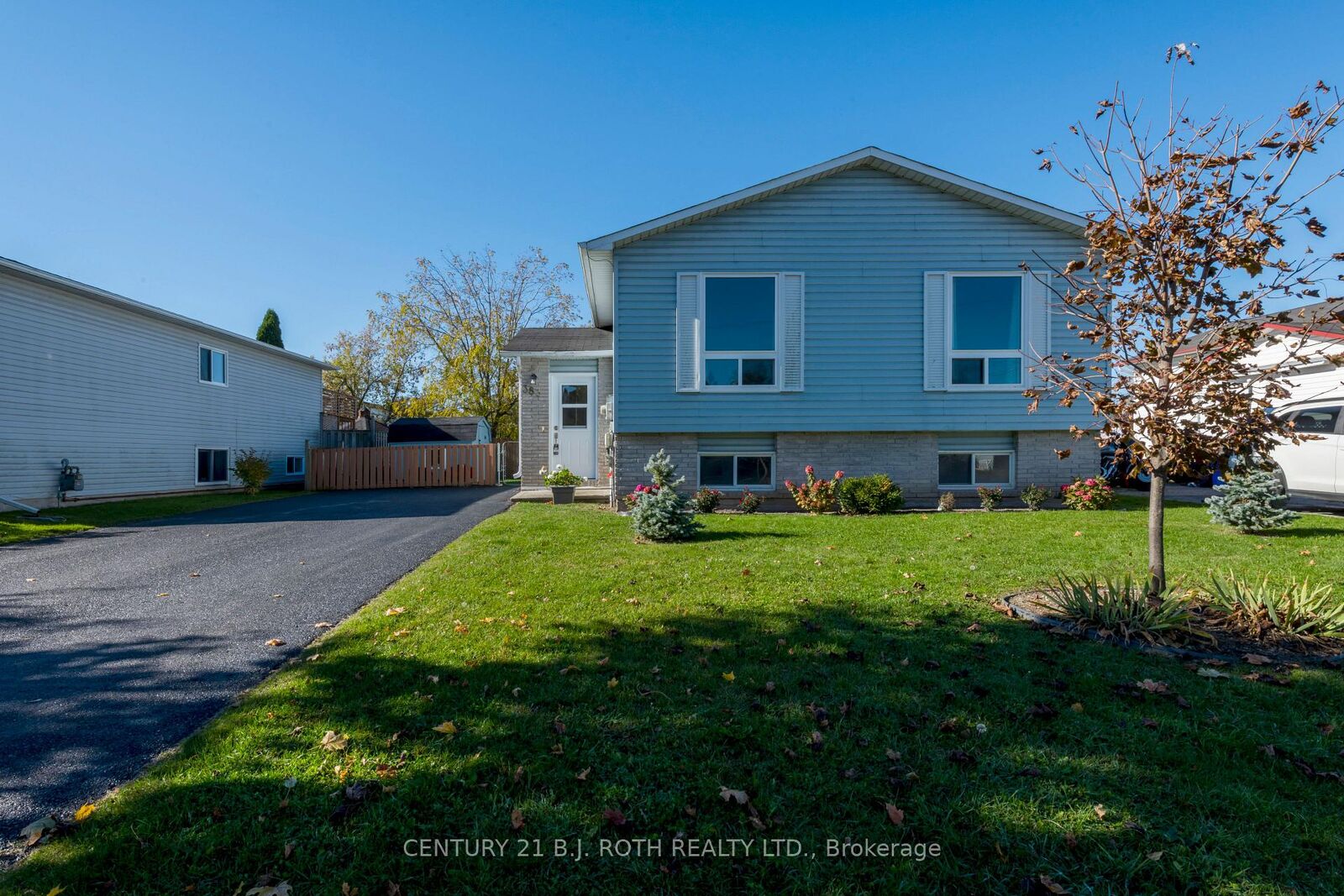 Property Photo: 383 High Street ON L3V 4X6