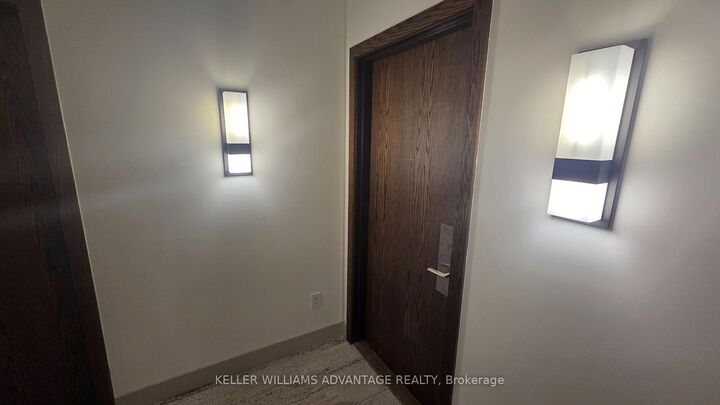 Property Photo:  260 Sackville Street 103  ON M5A 0B3 