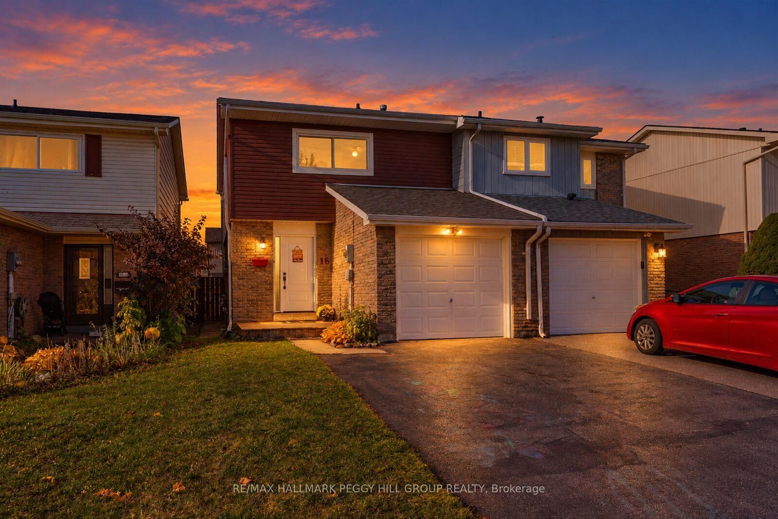 Property Photo:  16 Christie Crescent  ON L4N 4W8 