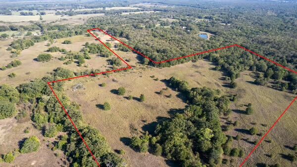 Property Photo: 3621 S Bob White Lane OK 74525