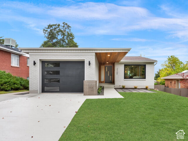 Property Photo: 2268 E Roosevelt Ave UT 84108