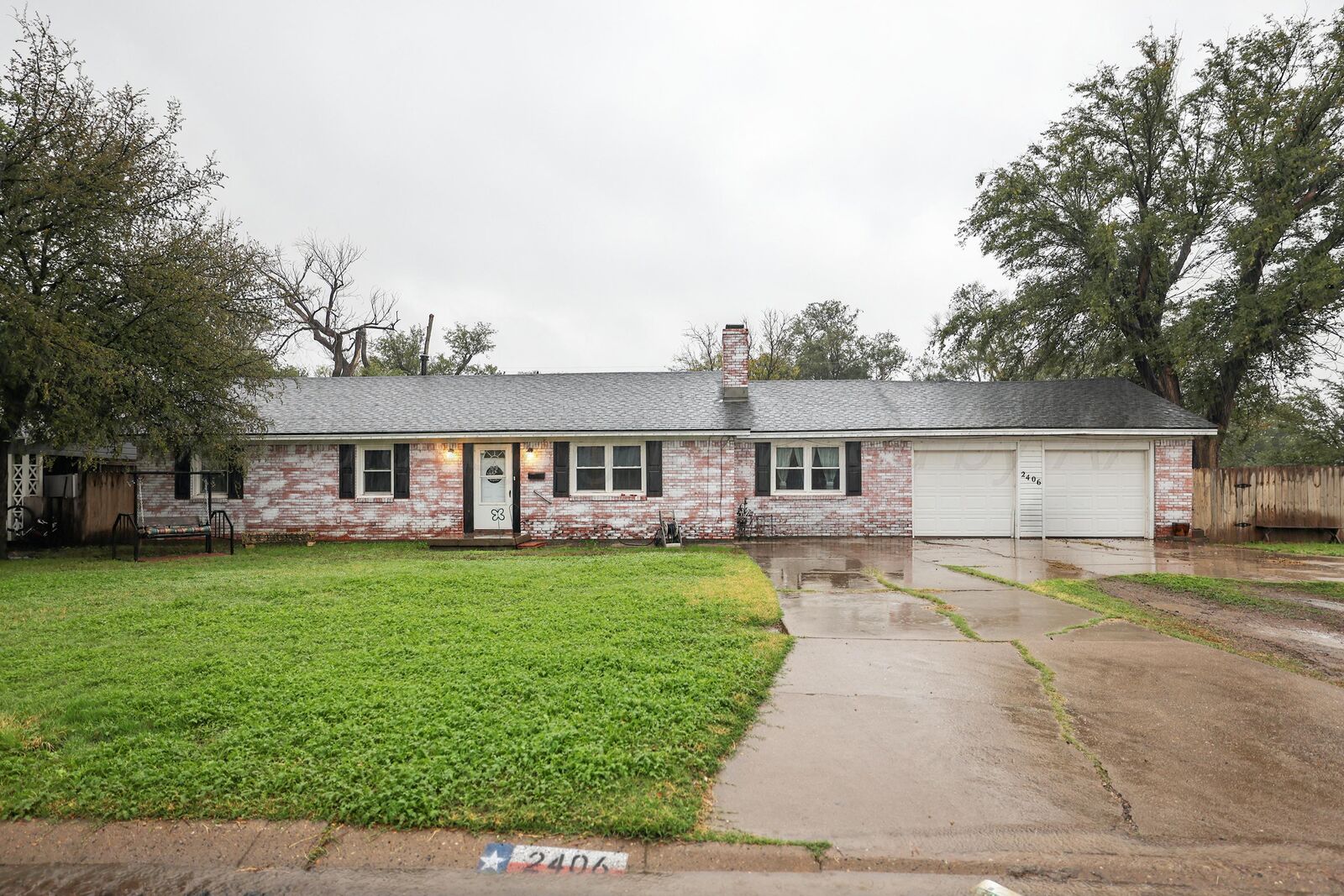 Property Photo: 2406 10th Avenue TX 79015-5402