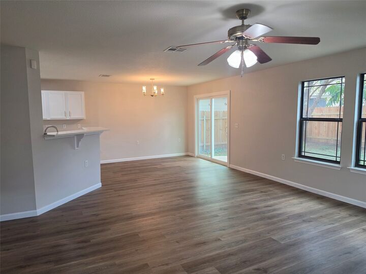 Property Photo: 6801 Derby Downs Drive TX 78747