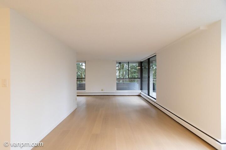 Property Photo:  3737 Bartlett Court 304  BC V3J 7E3 