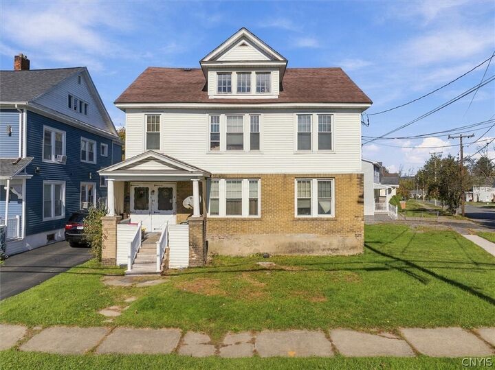 Property Photo:  88 Whitesboro Street  NY 13495 