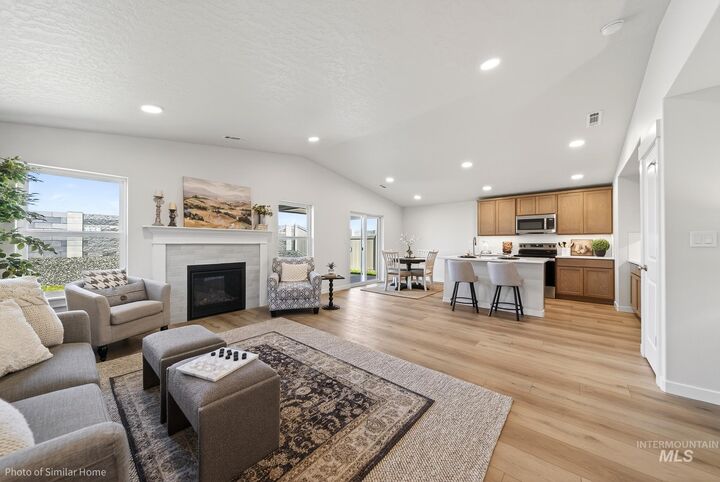 Property Photo: 624 SW Mendenhall St ID 83647