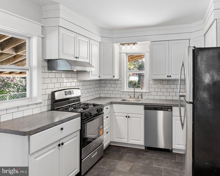 Property Photo:  15 Vassar Avenue  NJ 08083 