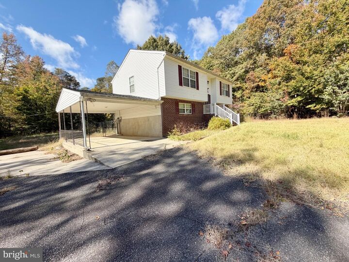 Property Photo:  11012 Cloverdale Street  VA 22407 
