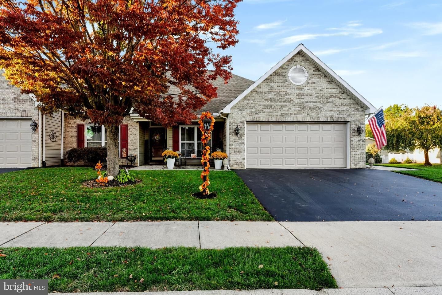 Property Photo:  40 Summerfield Drive  PA 17015 