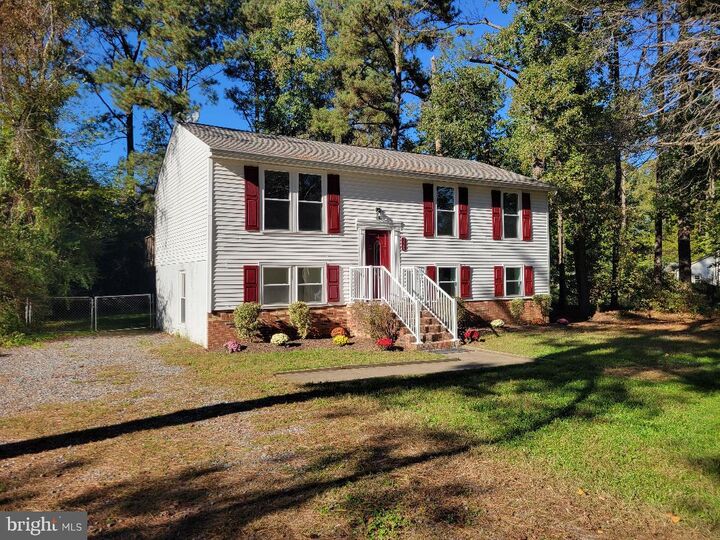 Property Photo:  320 Powder Horn Drive  VA 22546 