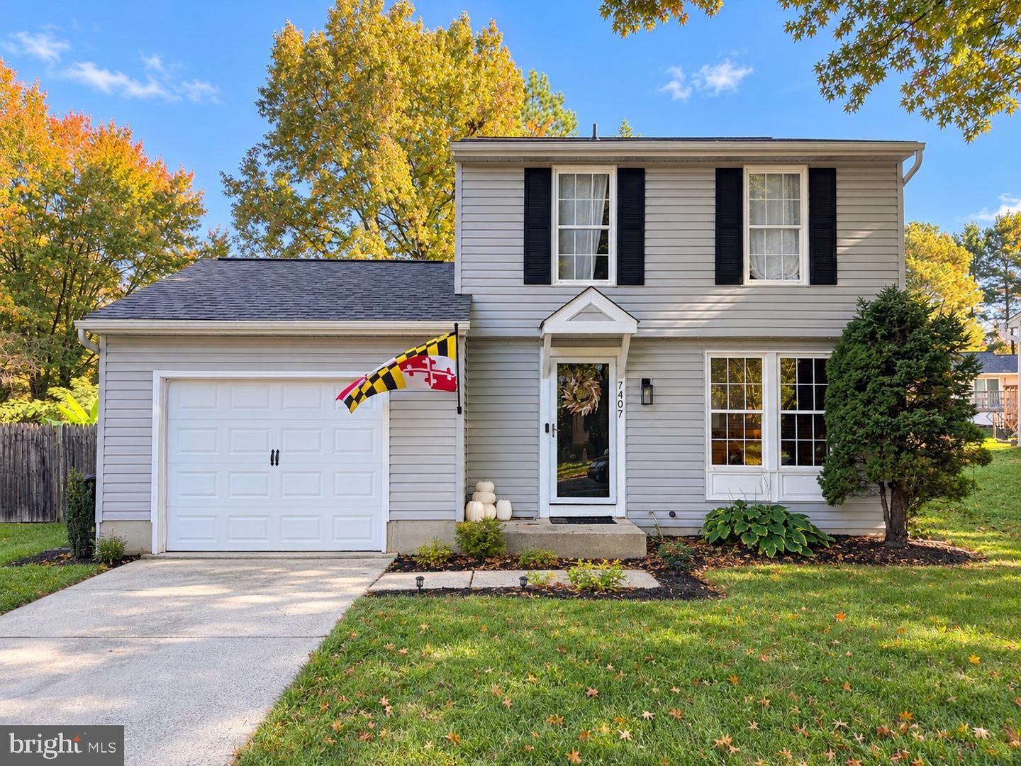 Property Photo:  7407 Brenish Drive  MD 20879 