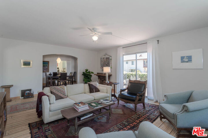 Property Photo:  10959 Strathmore Dr  CA 90024 
