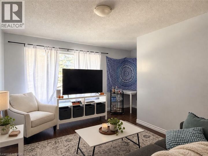 Property Photo:  379 Holly Street  ON N2L 4G5 