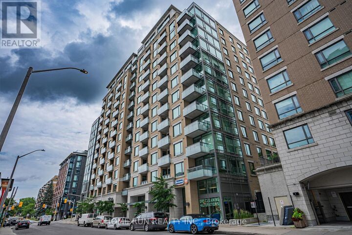 Property Photo: 238 Besserer Street 1407 ON K1N 6B1