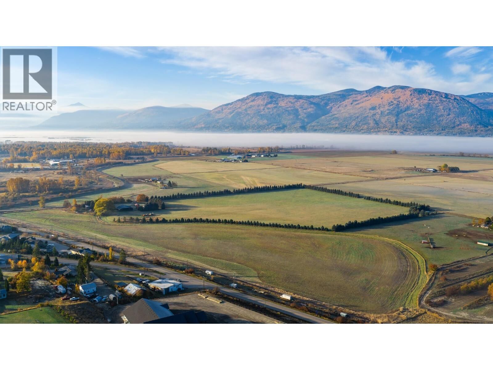 Property Photo:  306 Kootenay River Road  BC V0B 1C1 