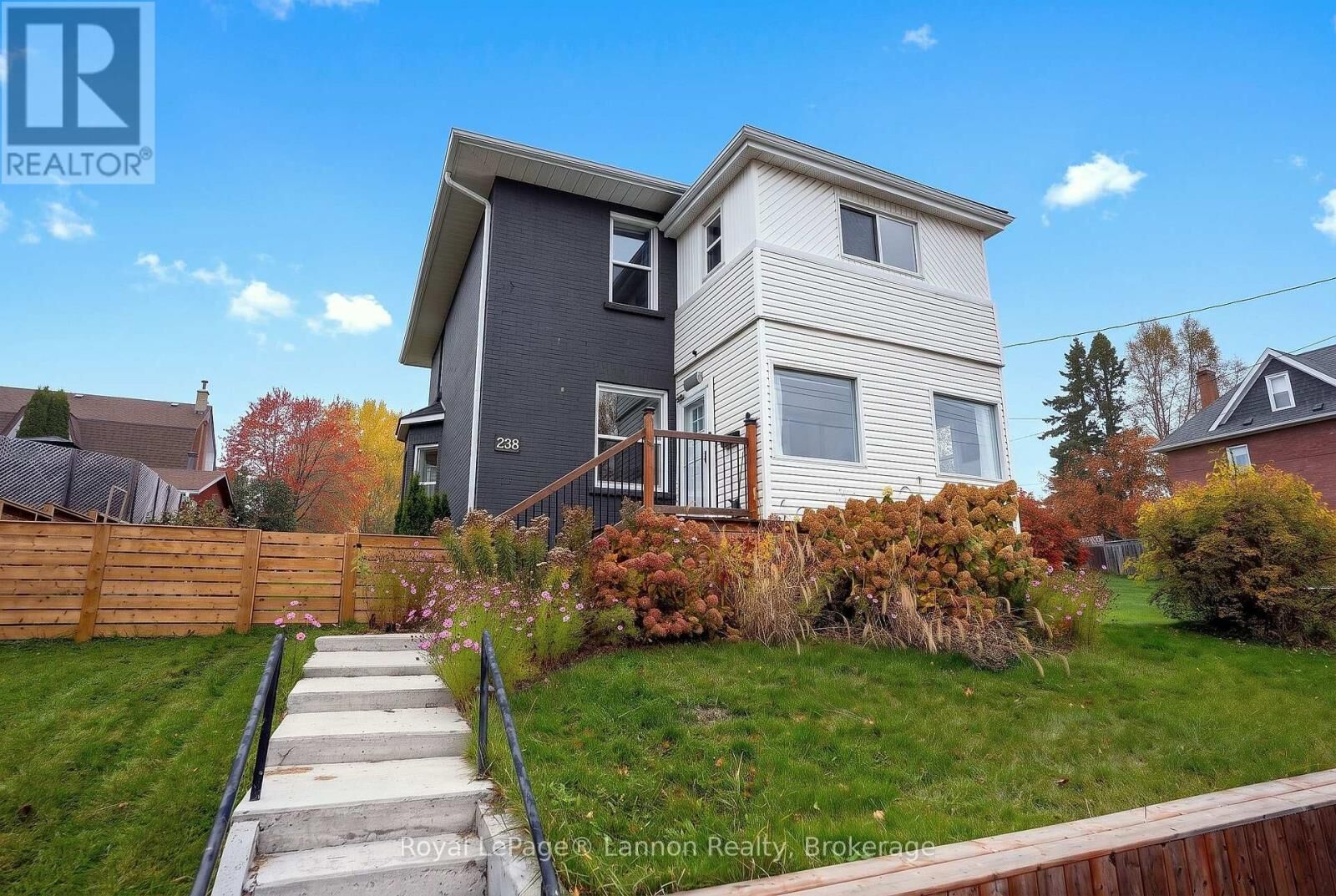 Property Photo: 238 Algoma Street North ON P7A 5A4