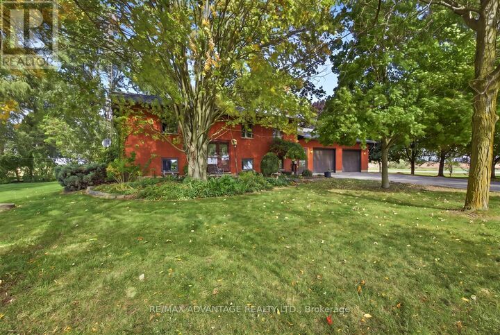 Property Photo:  2432 Cuddy Drive  ON N0M 2B0 