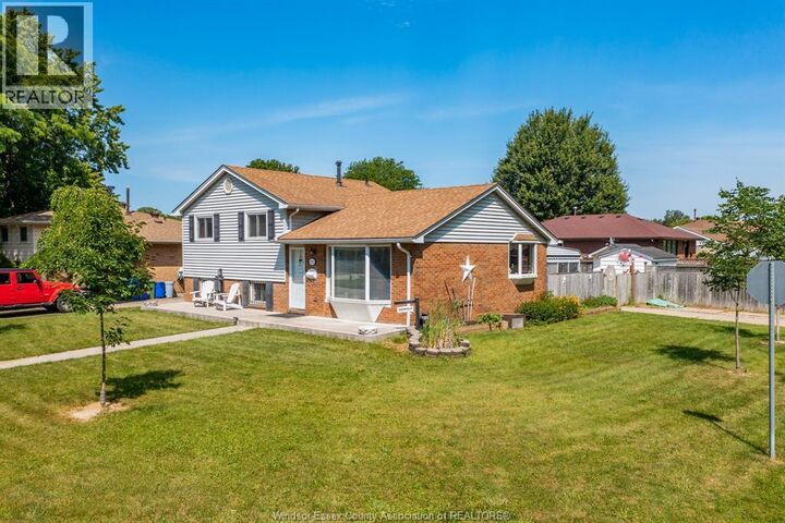 Property Photo:  5122 Colbourne Drive  ON N8T 1T8 