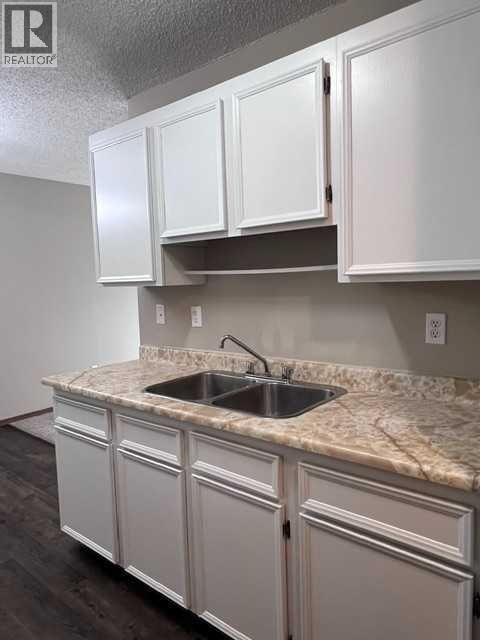Property Photo:  49 Bennett Street  AB T4R 1V4 