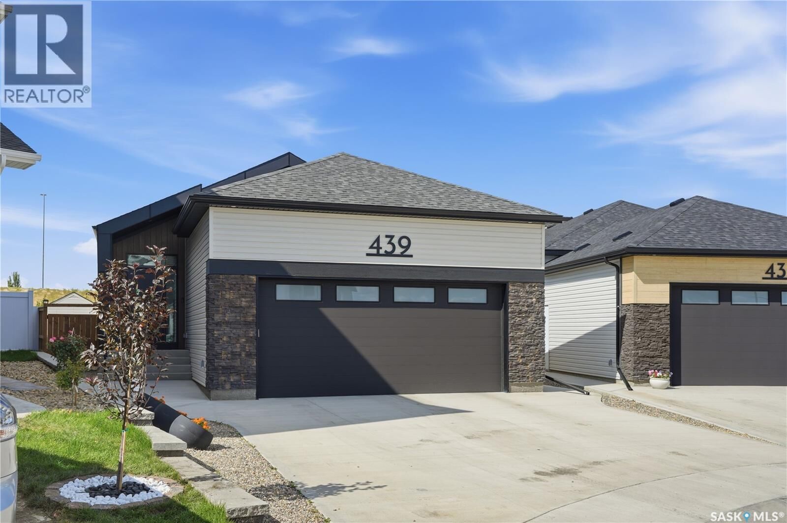 Property Photo: 439 Doran Crescent SK S7V 1W2