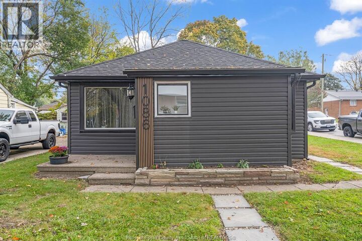 Property Photo: 1086 Brock Street ON N9C 2V2