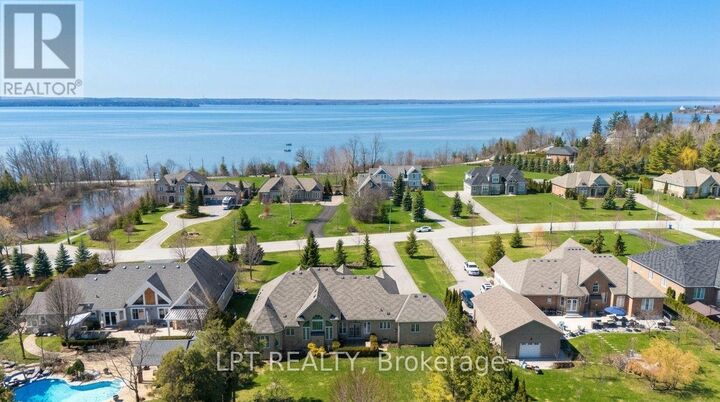 Property Photo:  5 Wolford Court  ON L4P 0B1 