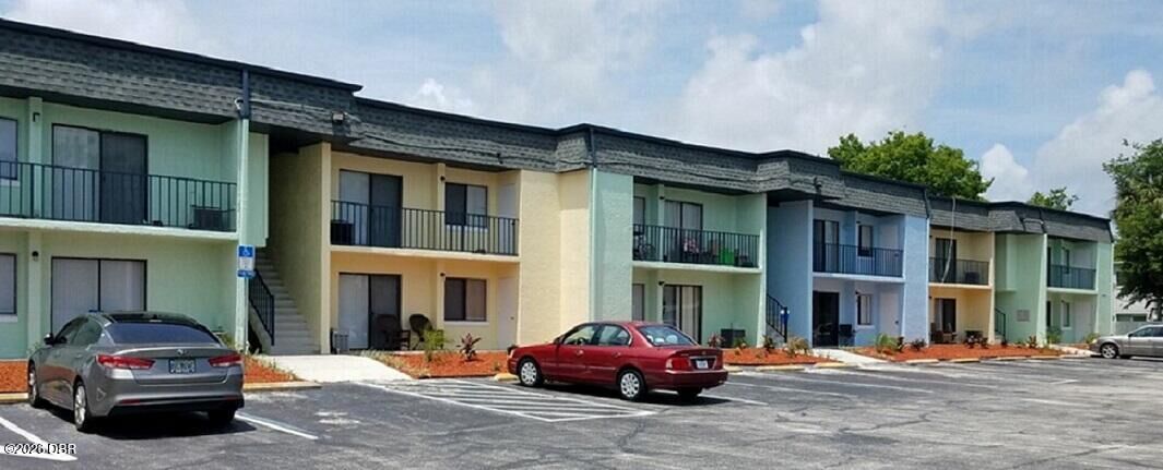 Property Photo:  1620 S Palmetto Avenue 105  FL 32119 