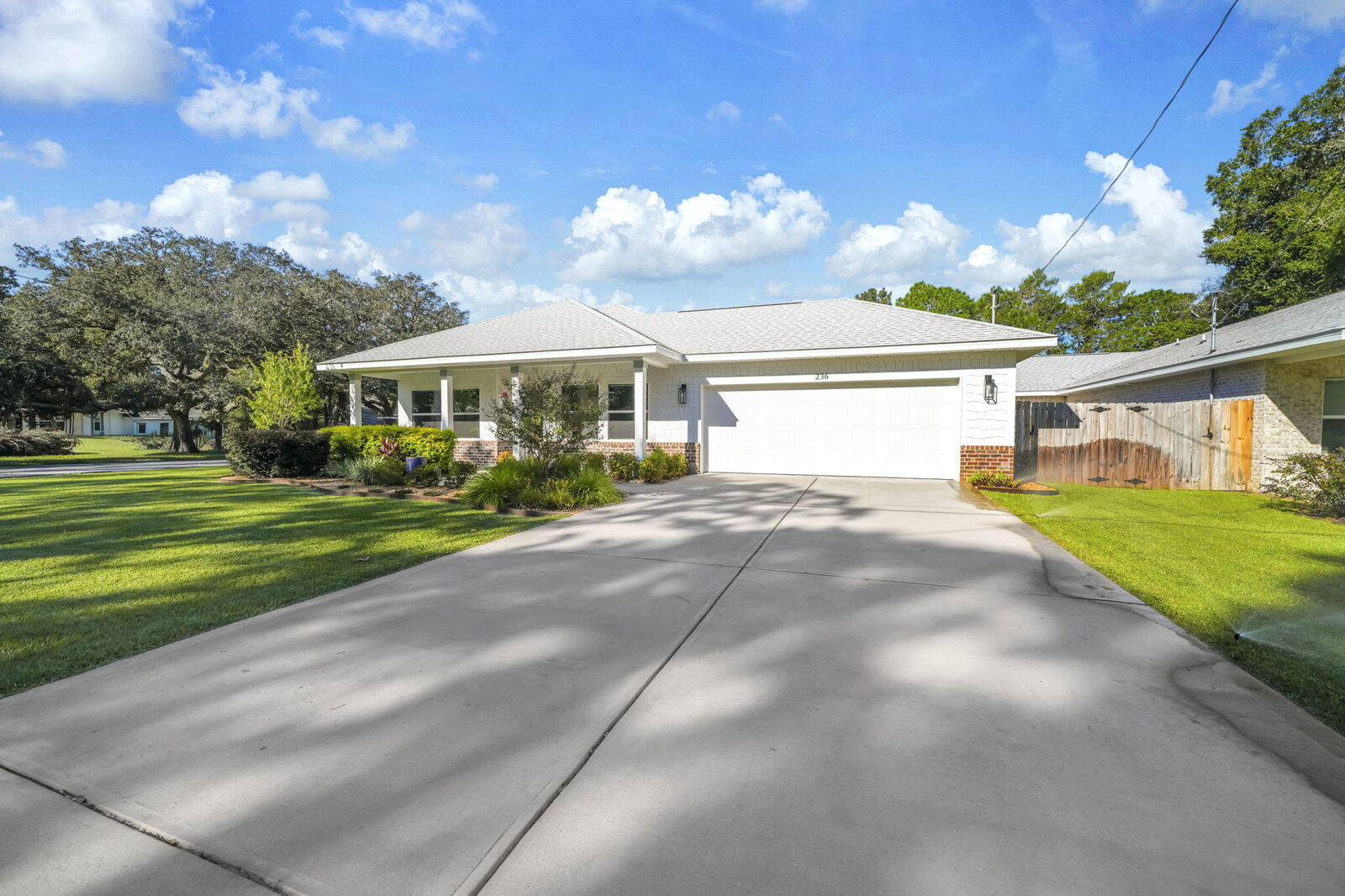 Property Photo:  236 NE Greenbrier Circle  FL 32547 