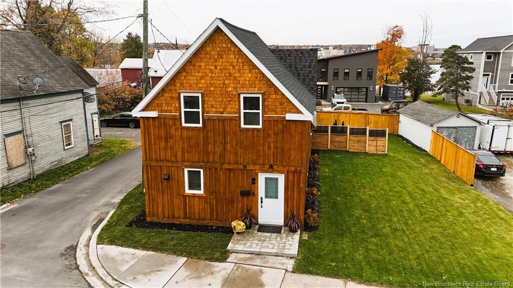 Property Photo:  728 Union Street  NB E3A 3N7 