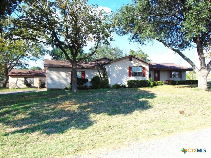 Property Photo:  1714 County Road 355  TX 77984 