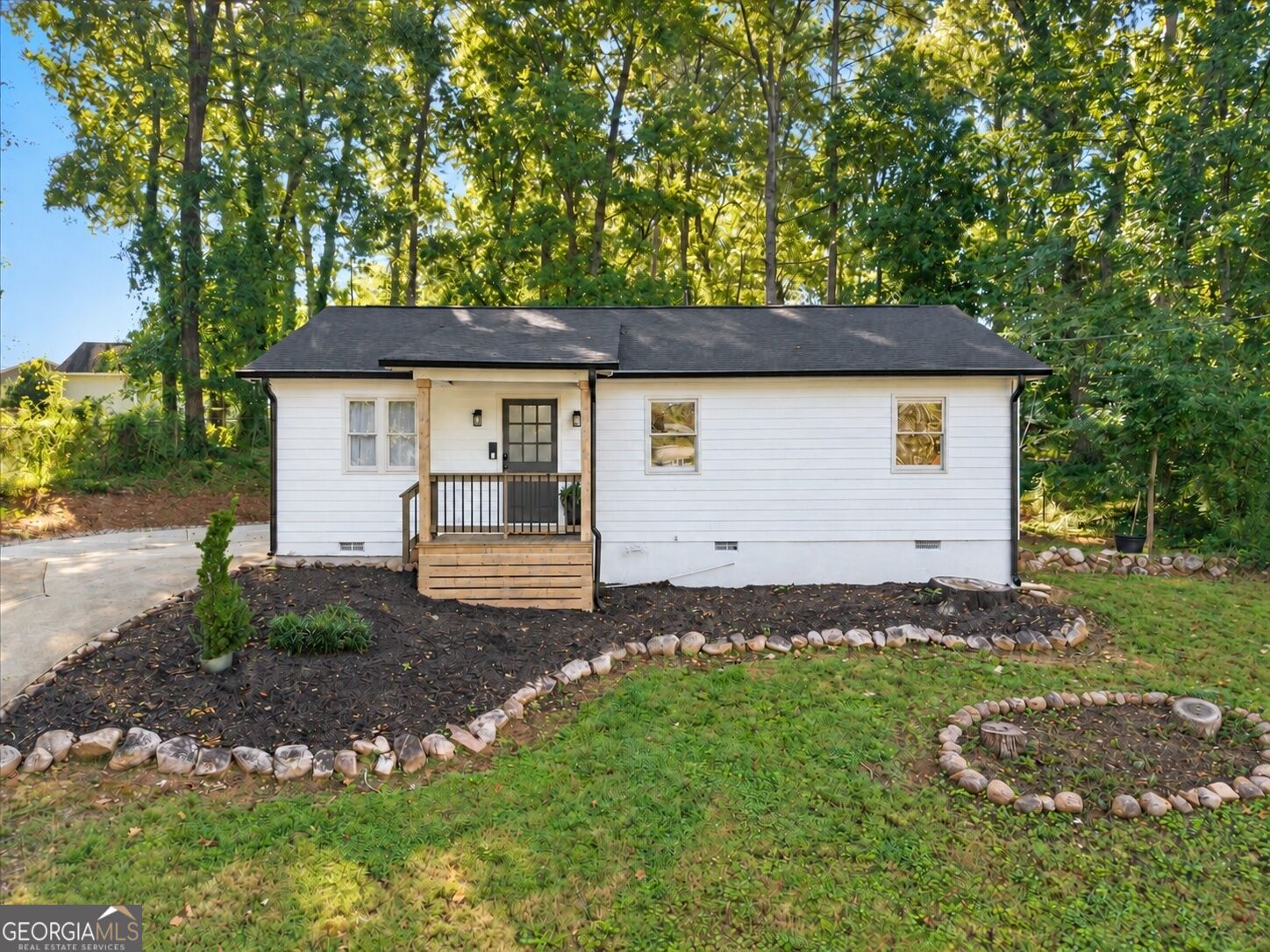 Property Photo:  881 Brighton Drive  GA 30043 