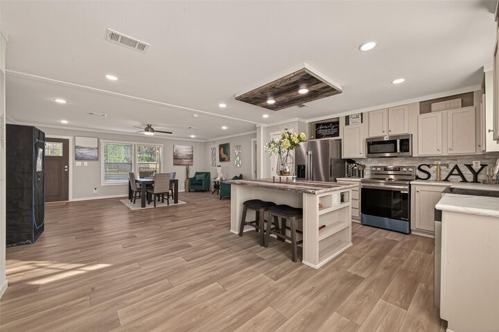 Property Photo: 63 County Road 5012 TX 77327