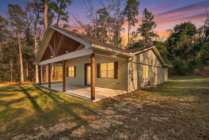 Property Photo: 525 Charmaine Drive E TX 75979