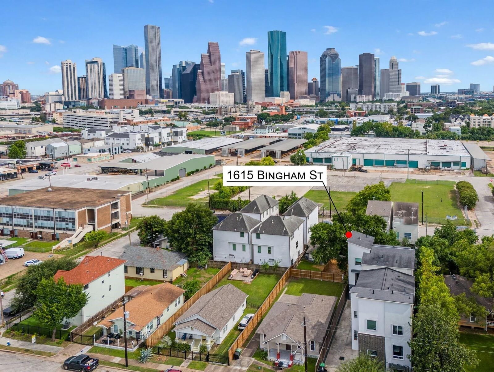 Property Photo:  1615 Bingham Street  TX 77007 