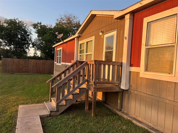 Property Photo: 13036 Annette Road TX 77515