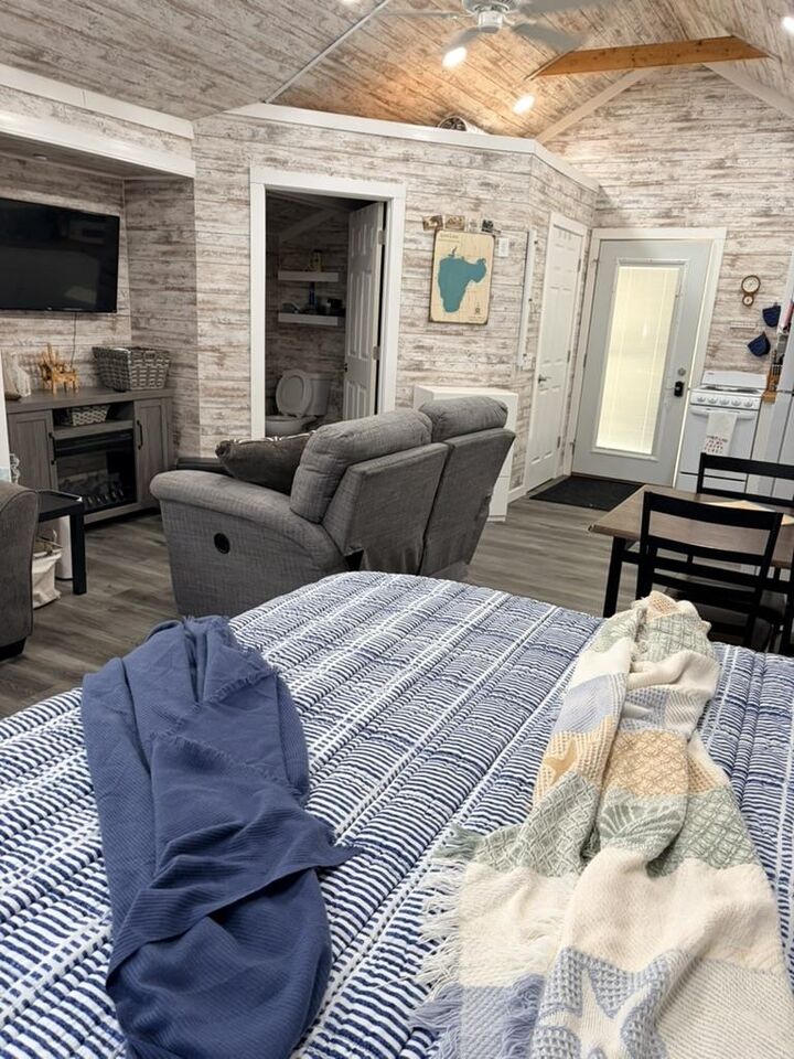 Property Photo:  13328 S Templar Drive  IA 51360 