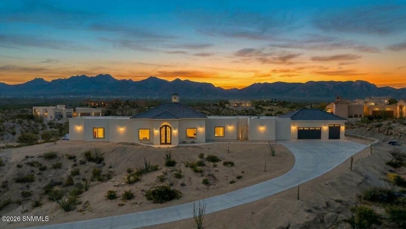 Property Photo:  5565 Vista Rico  NM 88011 