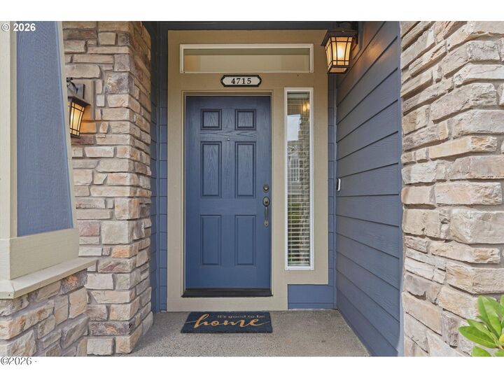 Property Photo:  4715 Masters Drive  OR 97132 