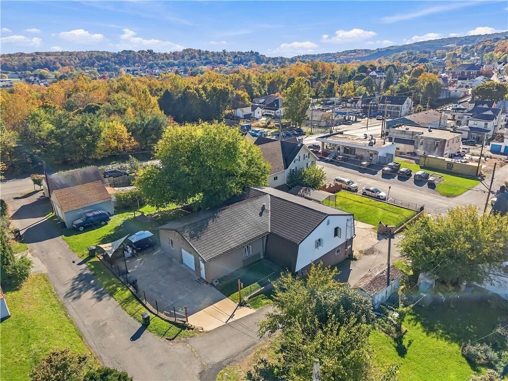 Property Photo:  114 Chestnut Street  PA 18080 